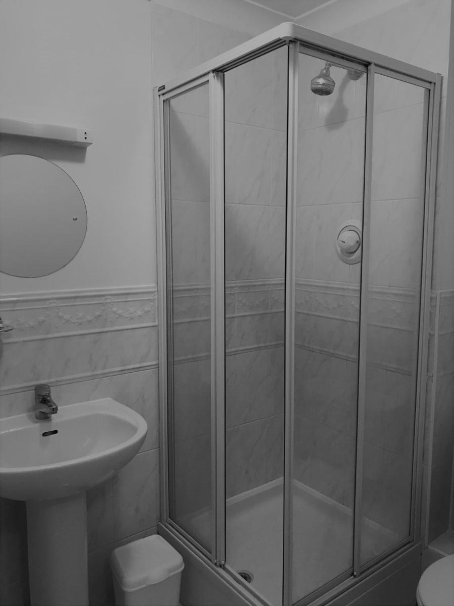 Churchill Way Suite - Hizvo