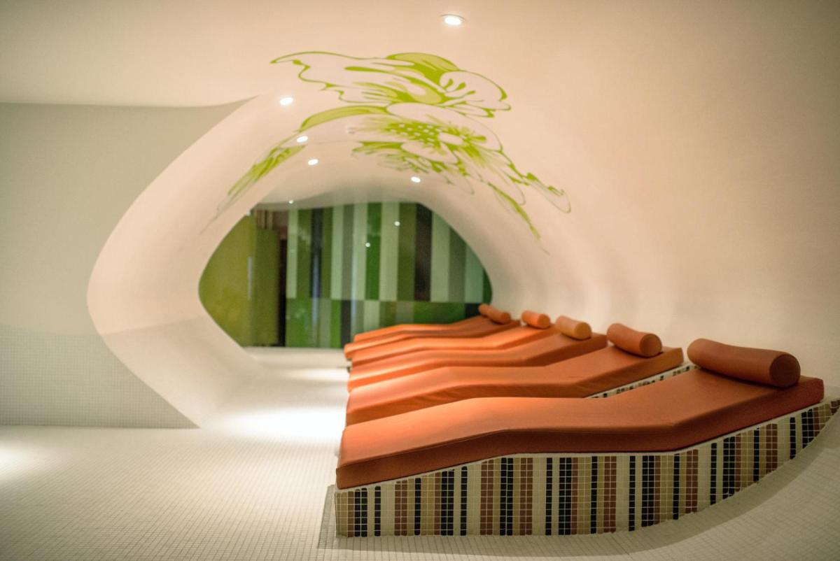 Hotel Beatriz Playa & Spa - Housity