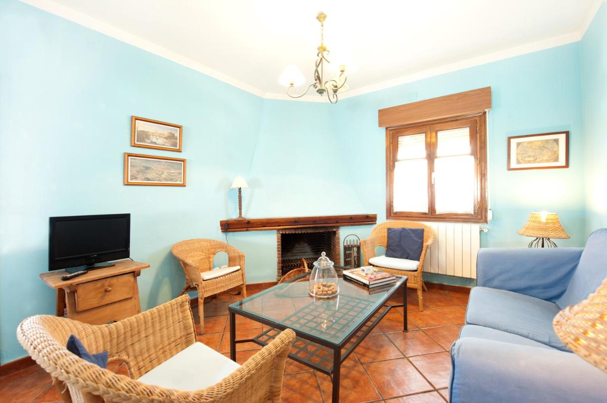 Apartamentos El Pajar del Abuelo - Housity