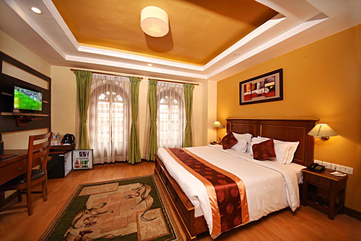 DOM Himalaya Hotel - Housity