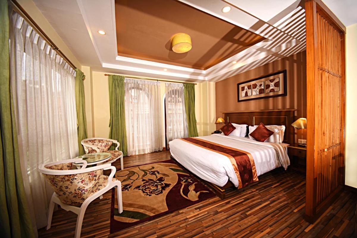 DOM Himalaya Hotel - Hizvo