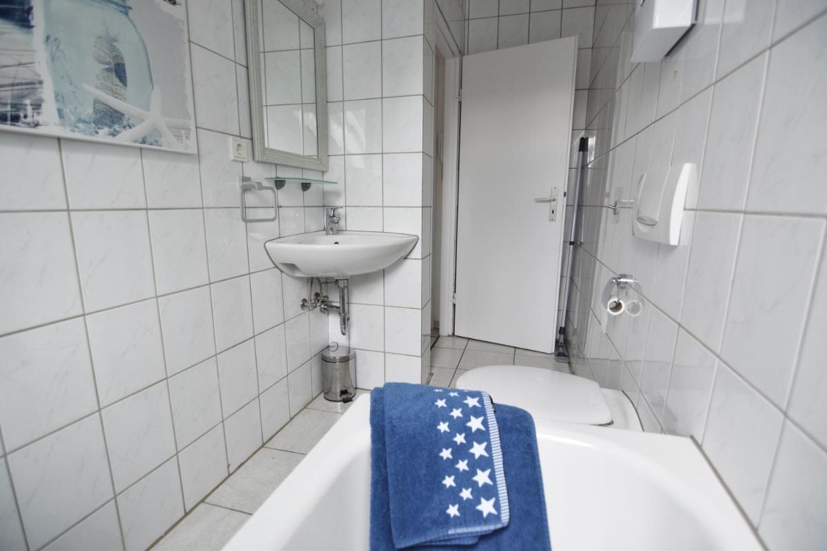 Ferienwohnung Troisdorf - Housity