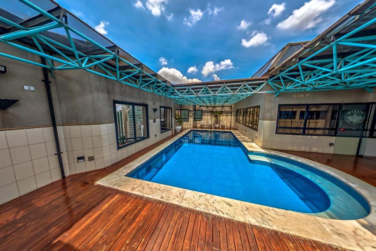 Hotel Massis - Housity