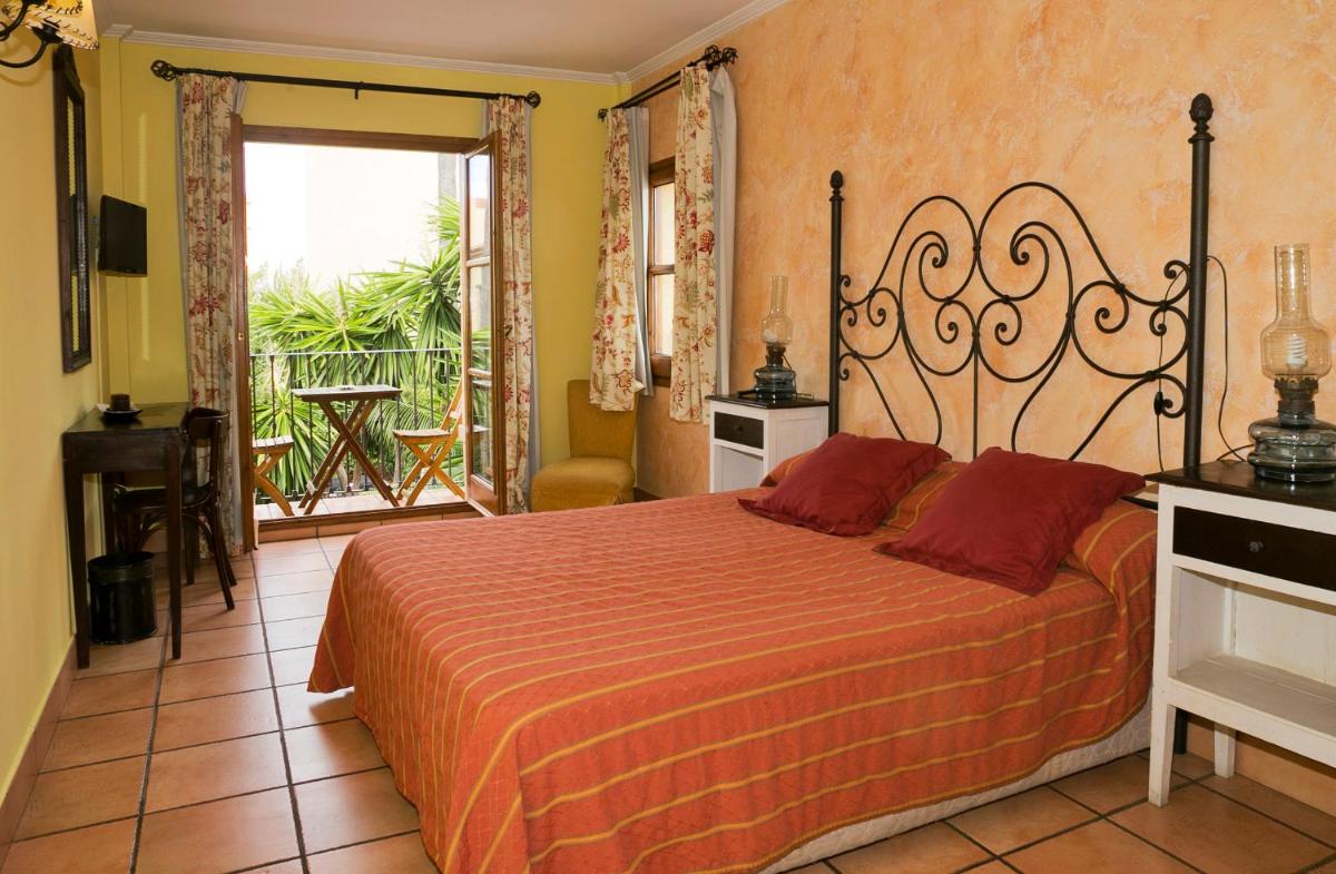 Hotel Restaurante La Masieta - Housity
