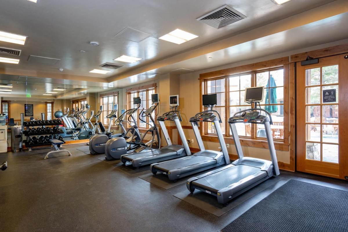 Cozy ski-in/ski-out Northstar Village Residence - Big Horn 408 - Housity