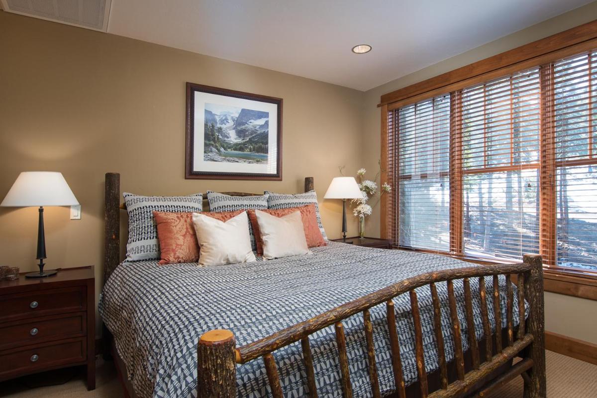 Luxury 2BD Village at Northstar Residence - 306 Iron Horse South - Housity