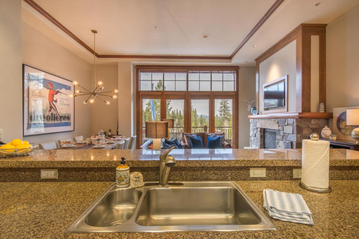 Luxury 3BD Village at Northstar Residence - Iron Horse North 101 - Housity