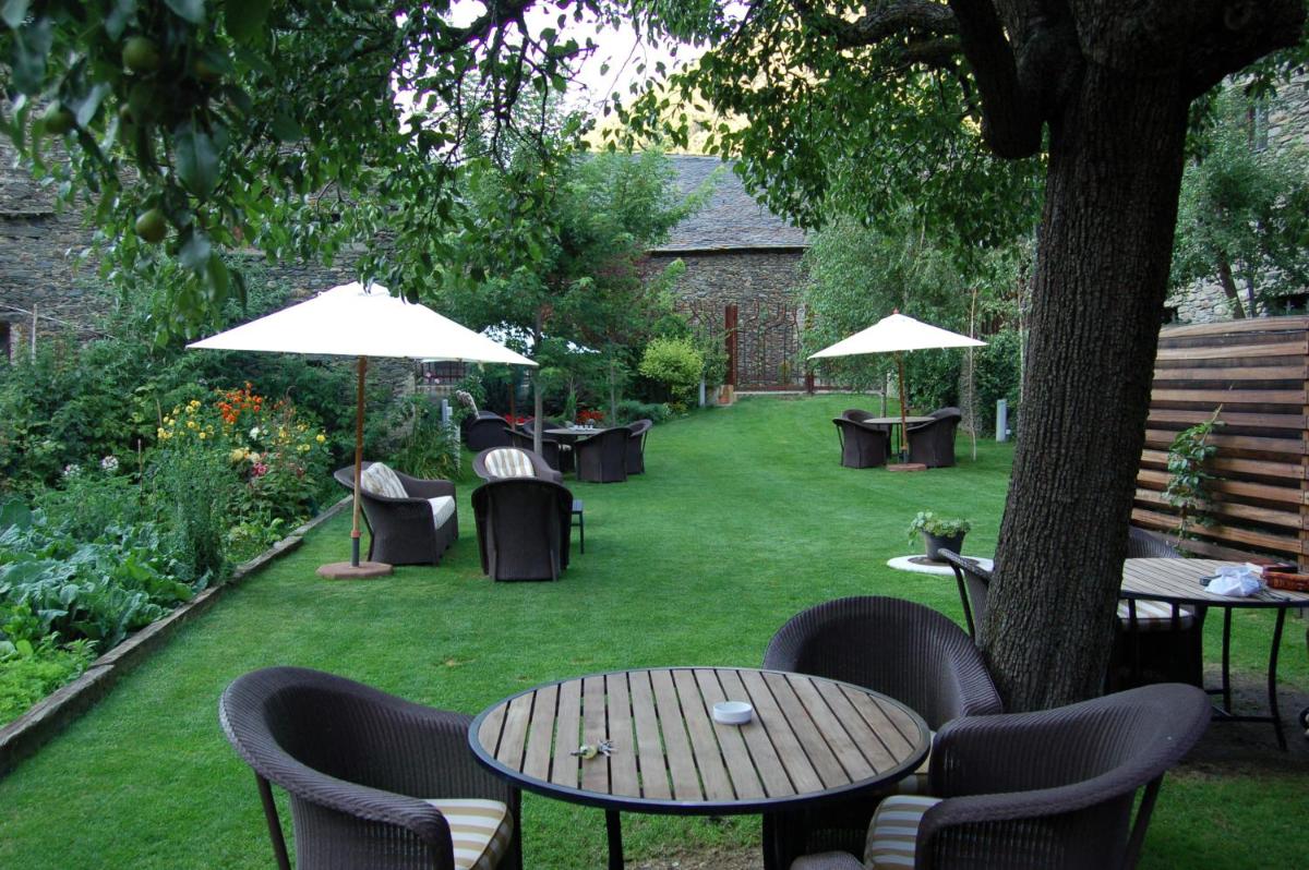Hotel Vall Ferrera - Housity