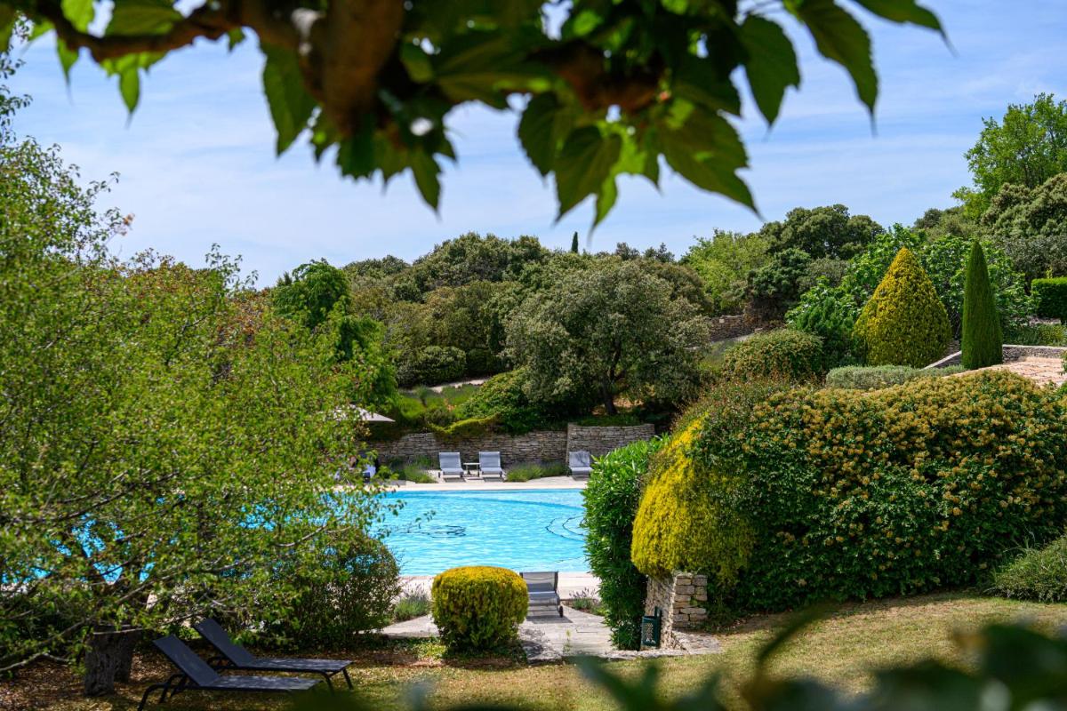 Piscine de l'établissement Hotel Les Bories & Spa ou située à proximité