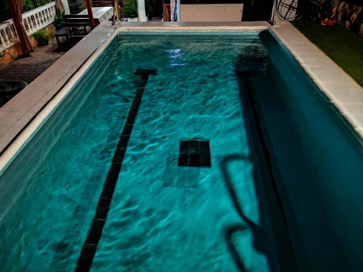 Chalet Santa Oliva - Housity