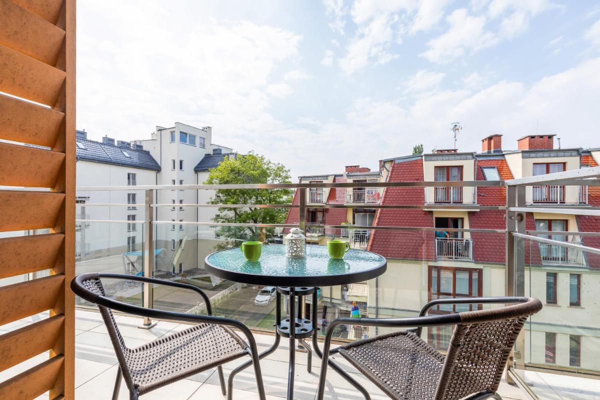 Apartamenty Feniks by Noclegi Renters - Housity