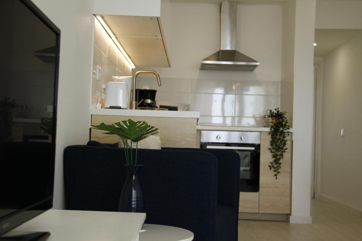 Caparica Sea View Apt by be@home - Housity