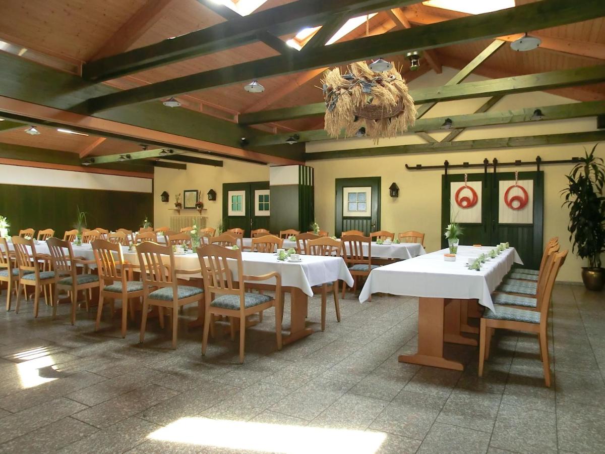 Landhotel Wieseneck - Housity