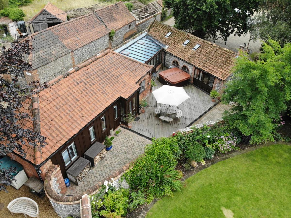 The Hamlet - Housity
