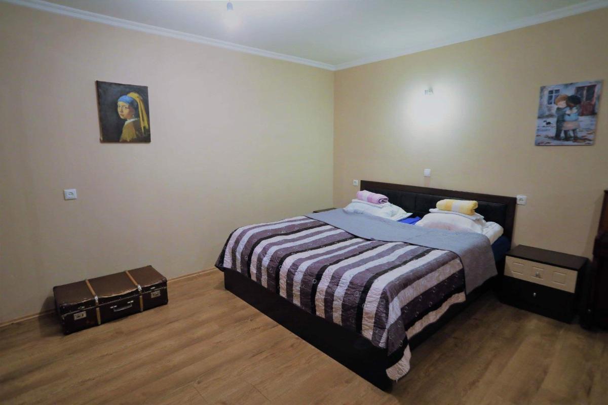 Cozy, Warm & Cheap - Housity