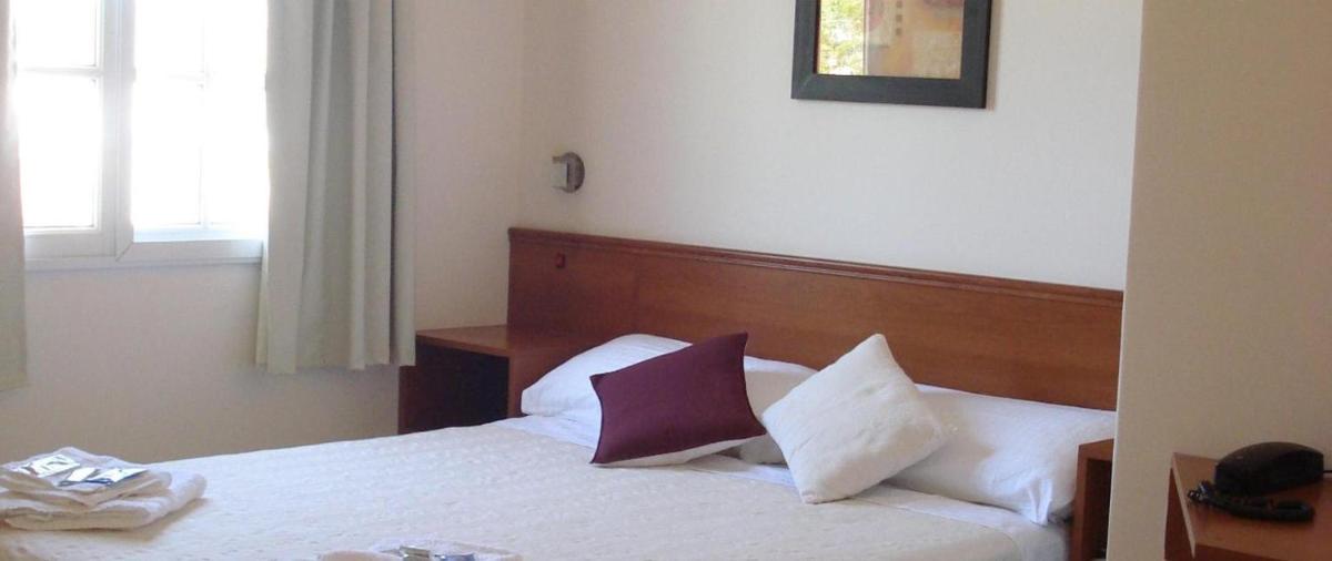 Hotel Queguay - Housity
