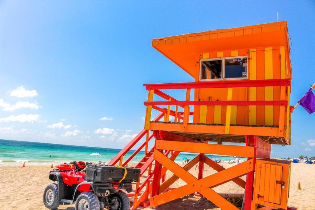 Two Bedroom Two Bath Apartment 2 Block to Beach - Housity