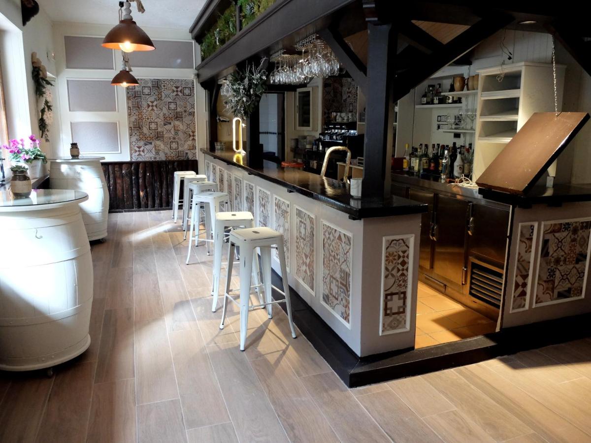 Hotel El Guerra - Housity