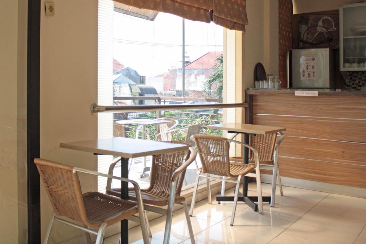 Hotel Graha DPT 33 - Housity