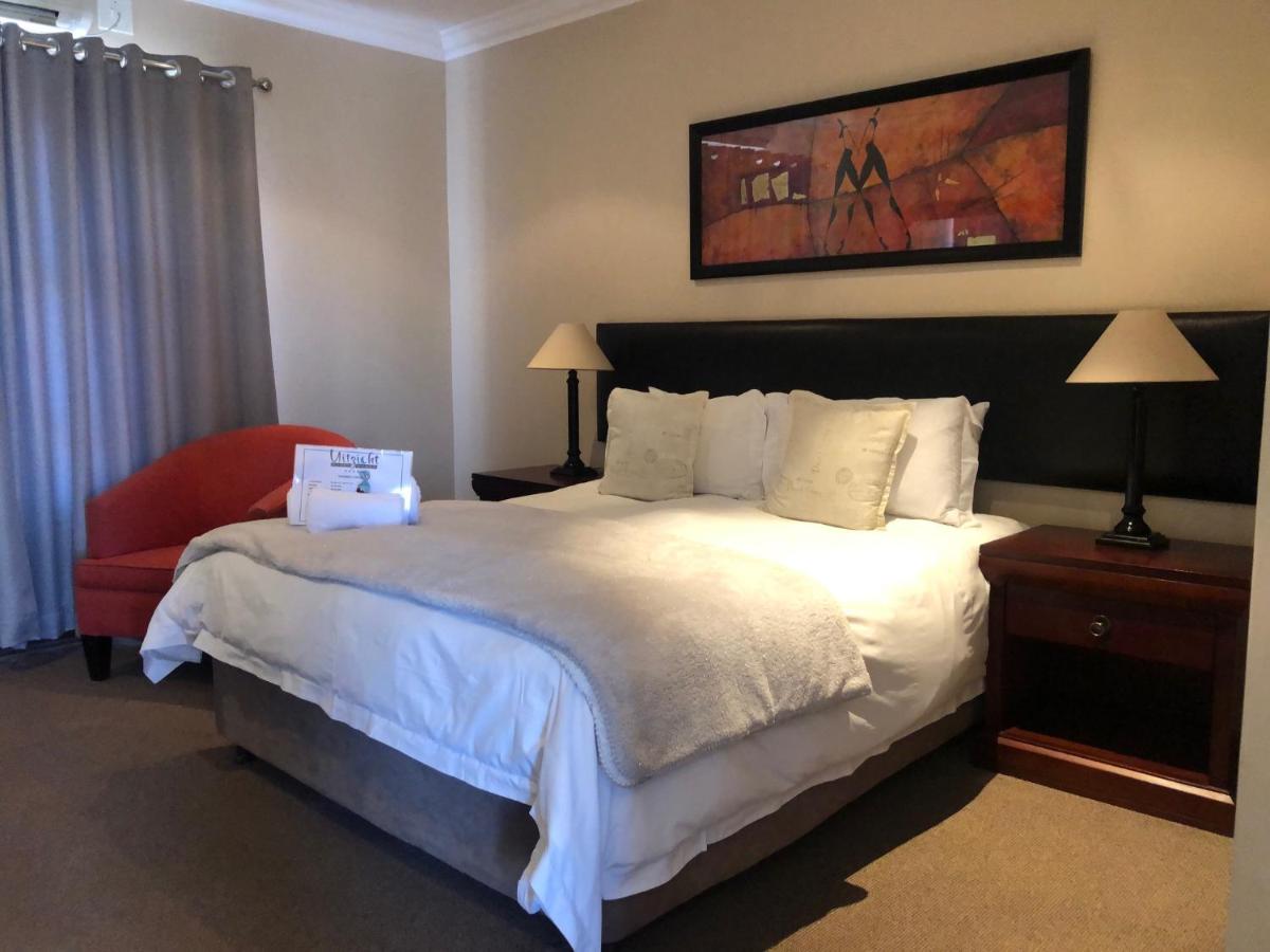 Uitzicht Guesthouse - Housity