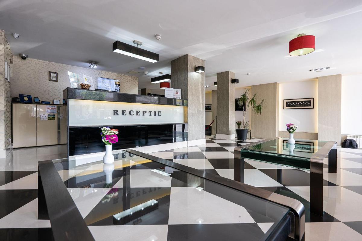 Hotel Parliament - Housity