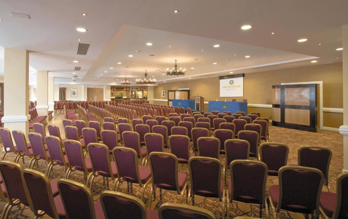 Ard Ri House Hotel - Housity