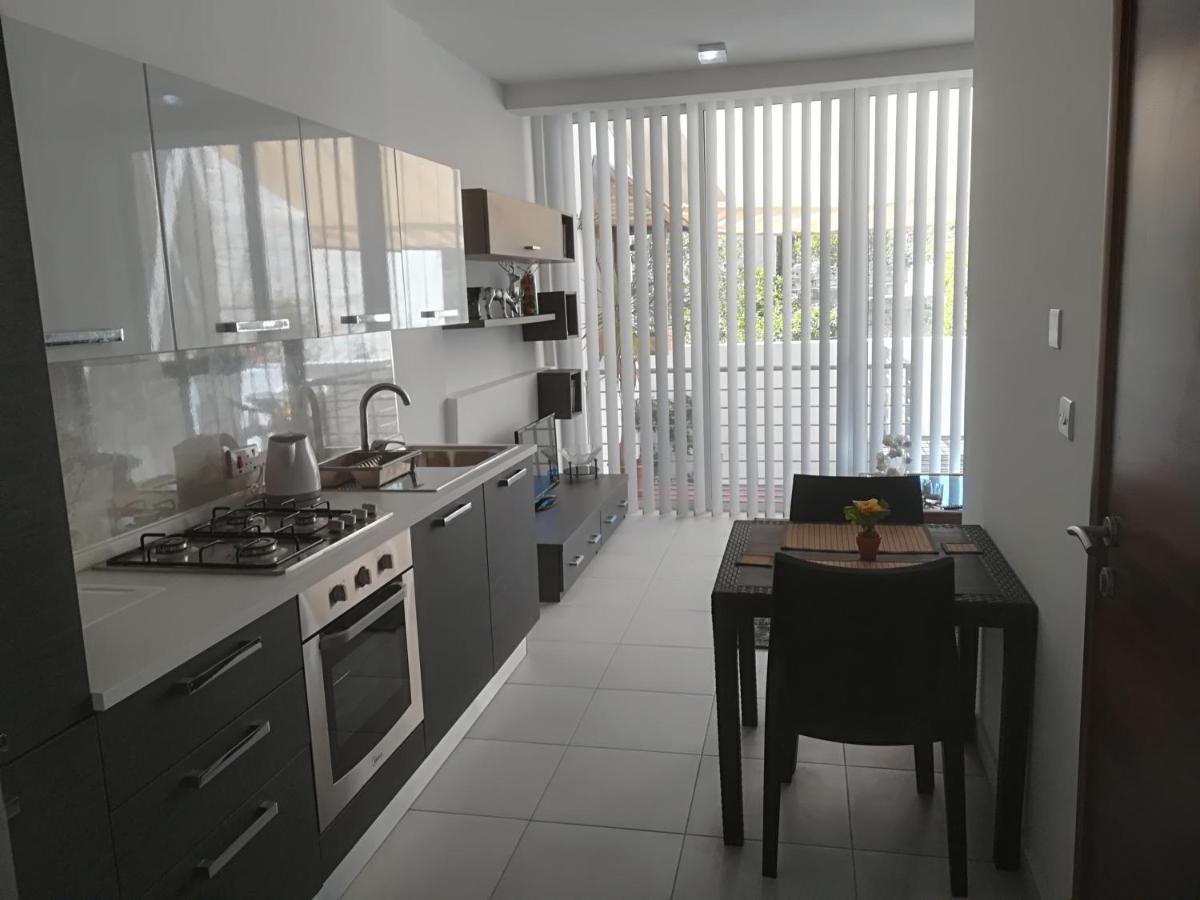Suitetrails - Luxury Apartment close to seafront