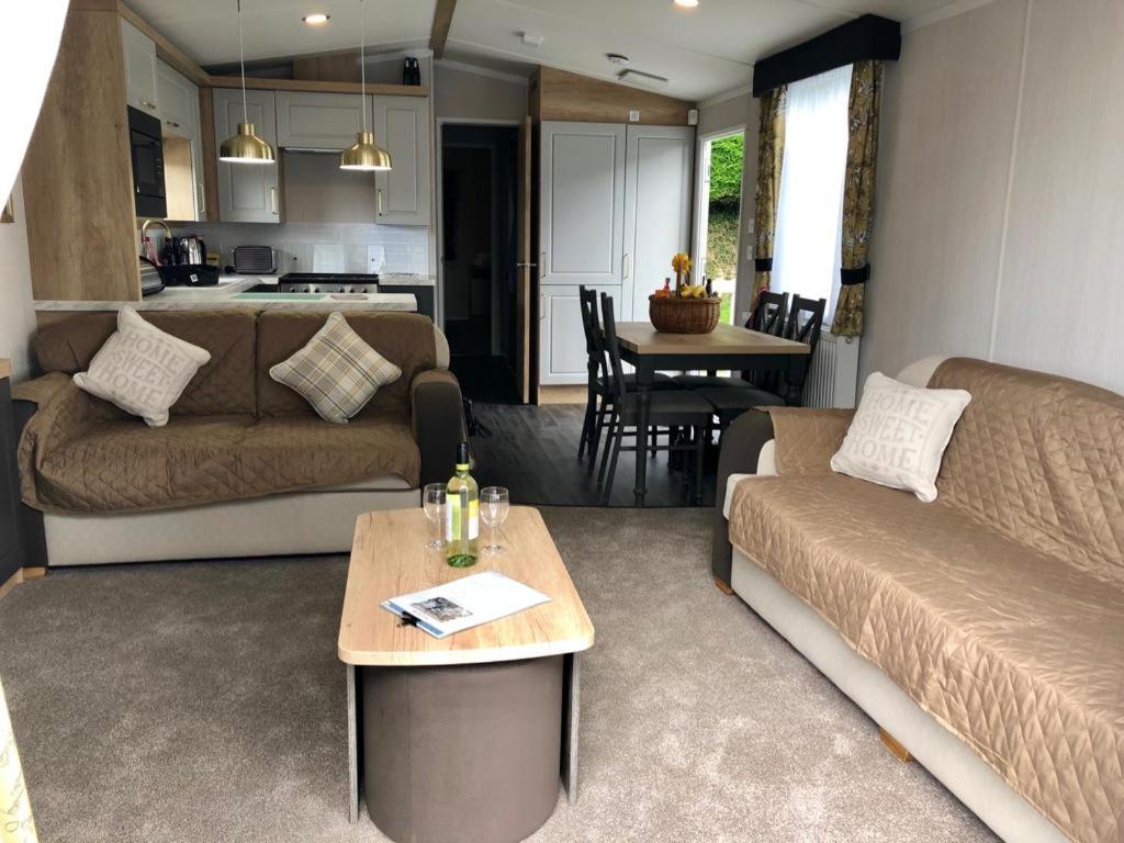 Newquay Blue Water - Housity