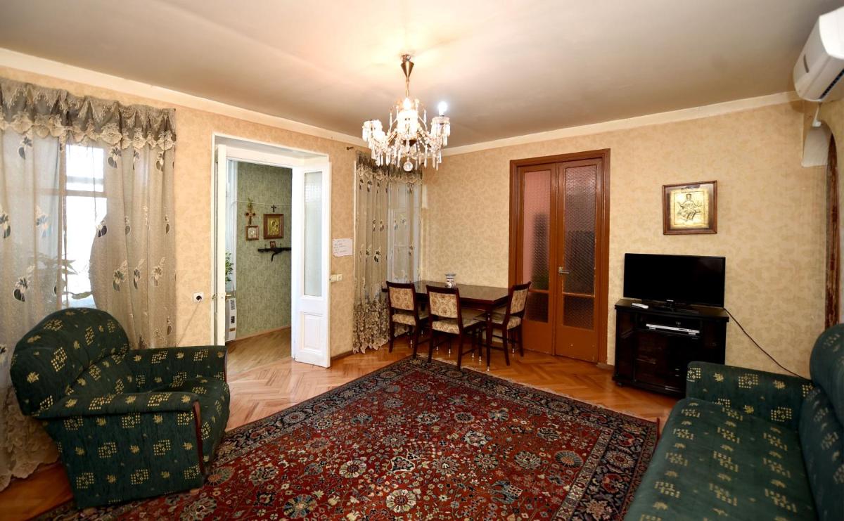 Liana Apartment on Chavchavadze - Housity