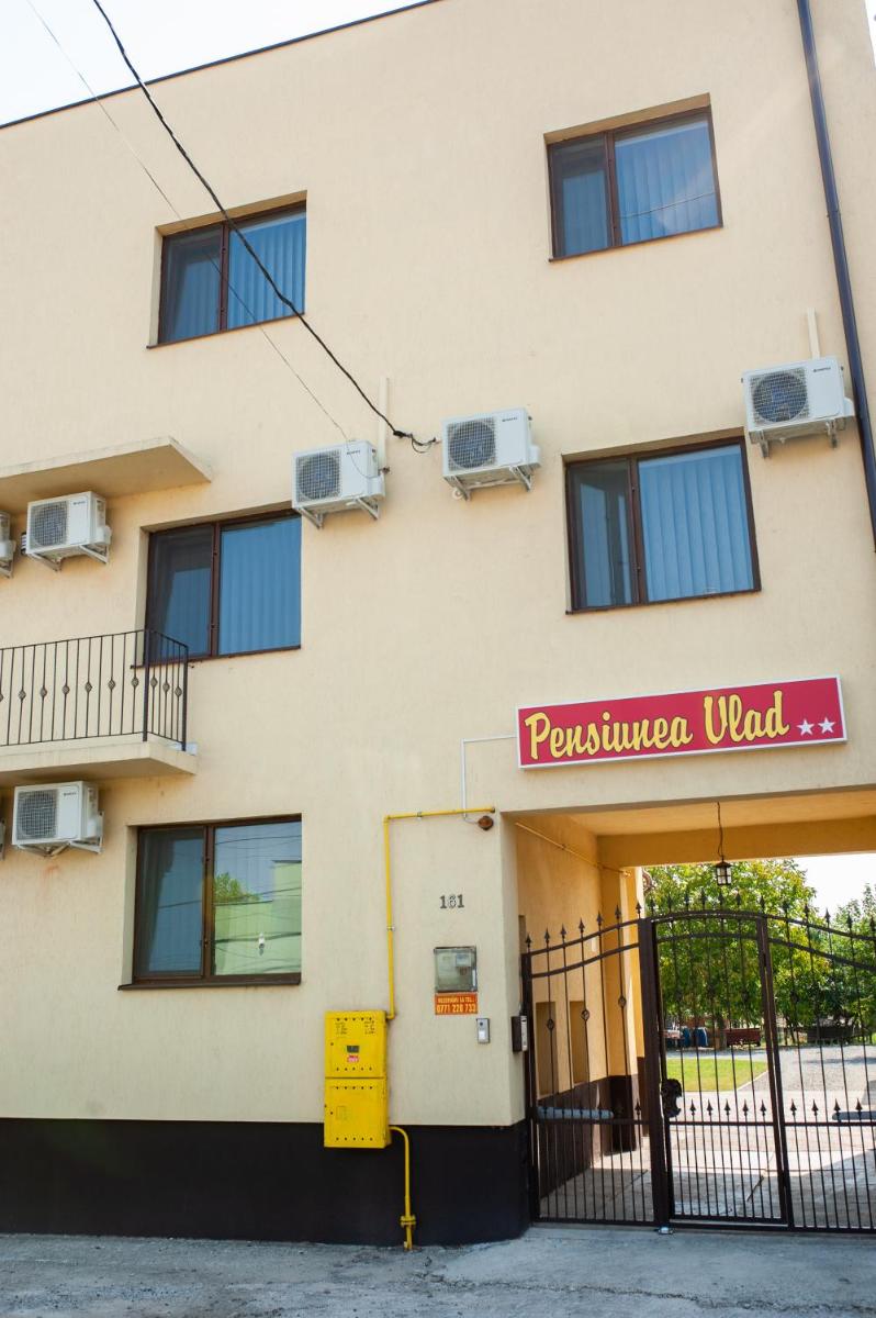 Pensiunea Vlad - Housity
