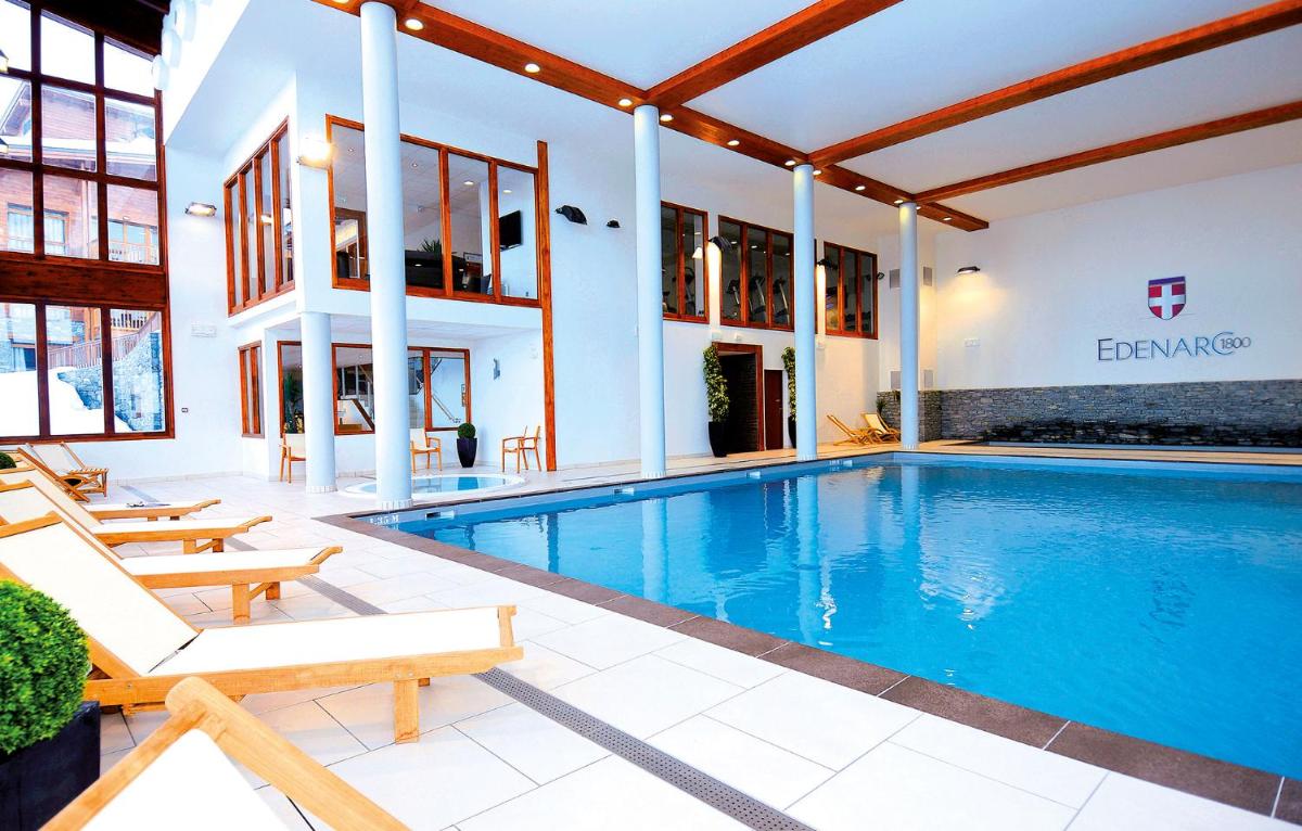Piscine de l'établissement Résidence Prestige Odalys Edenarc ou située à proximité