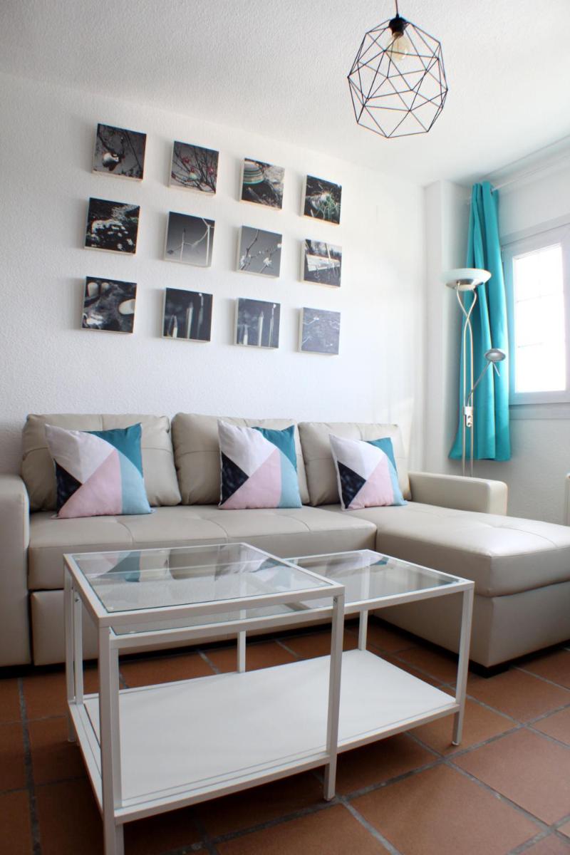 Apartamentos Arttyfal con parking y wifi by SURYNIEVE - Housity
