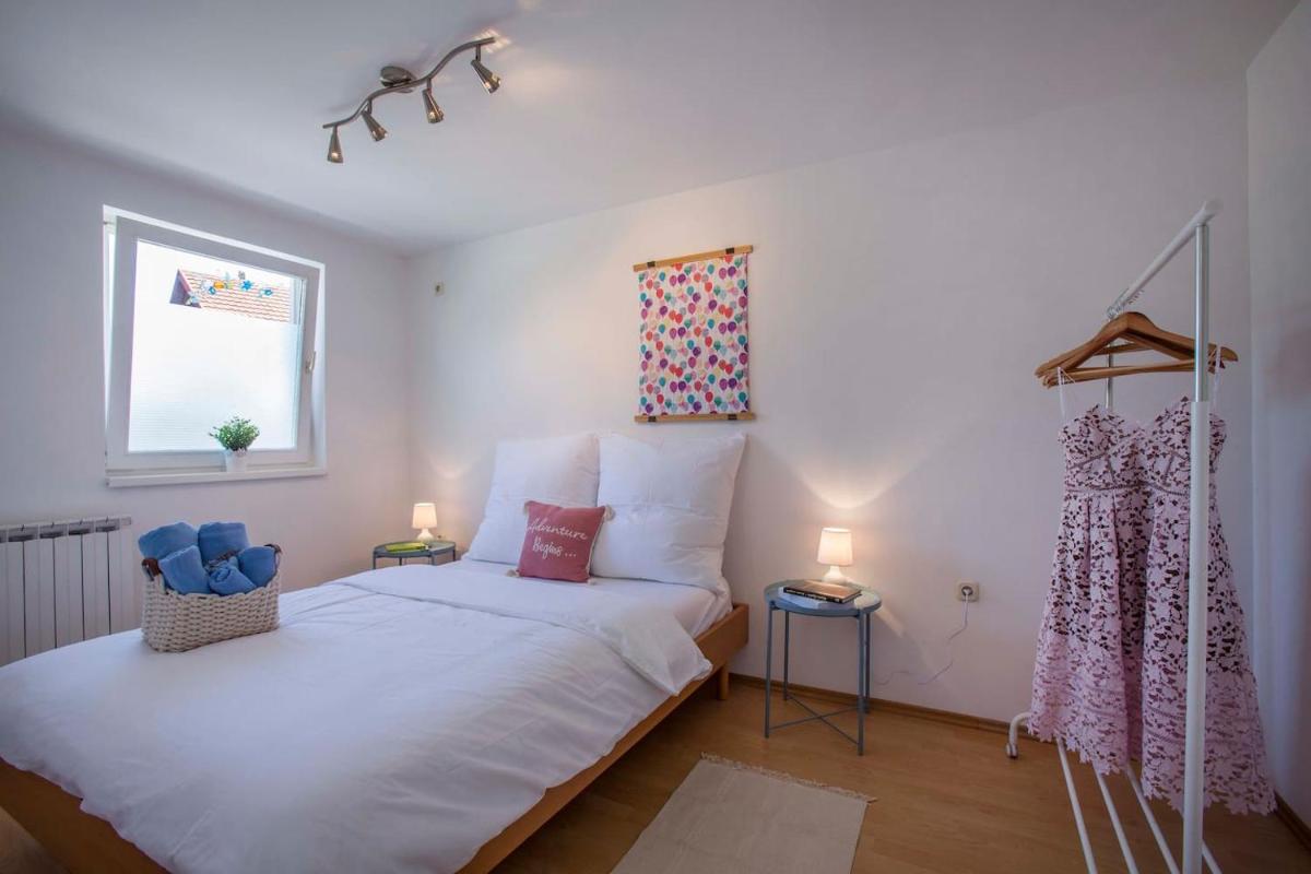 Zagreb - Samobor, Croatia Castle View House - Housity