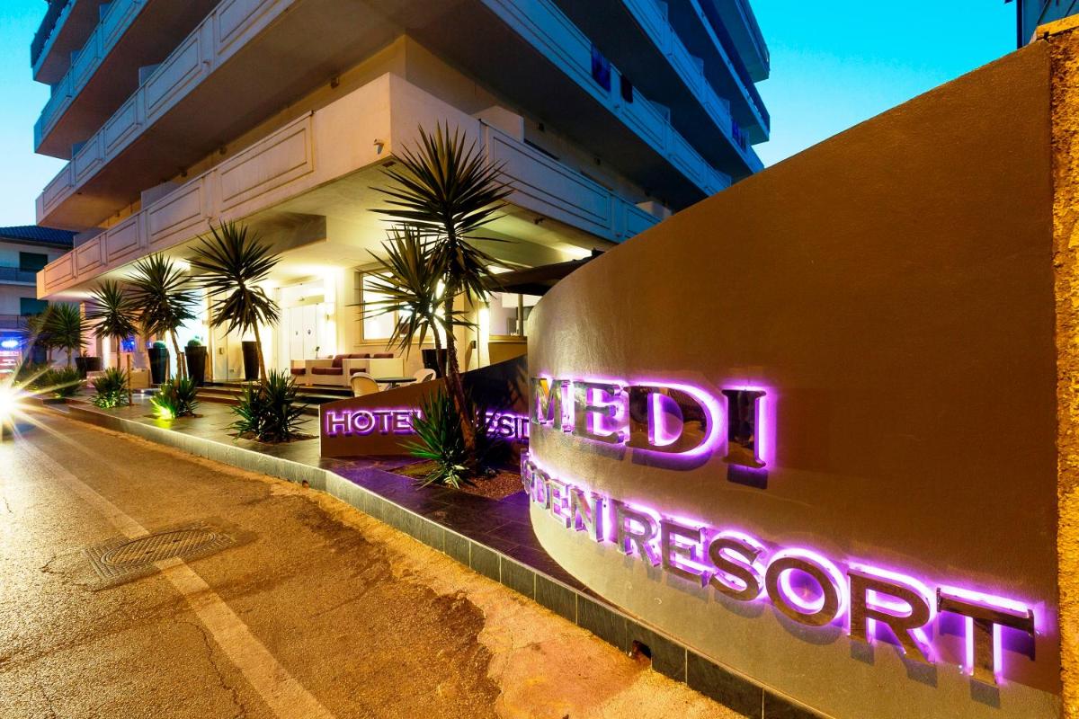 Suitetrails - Hotel & Residence Medi Garden