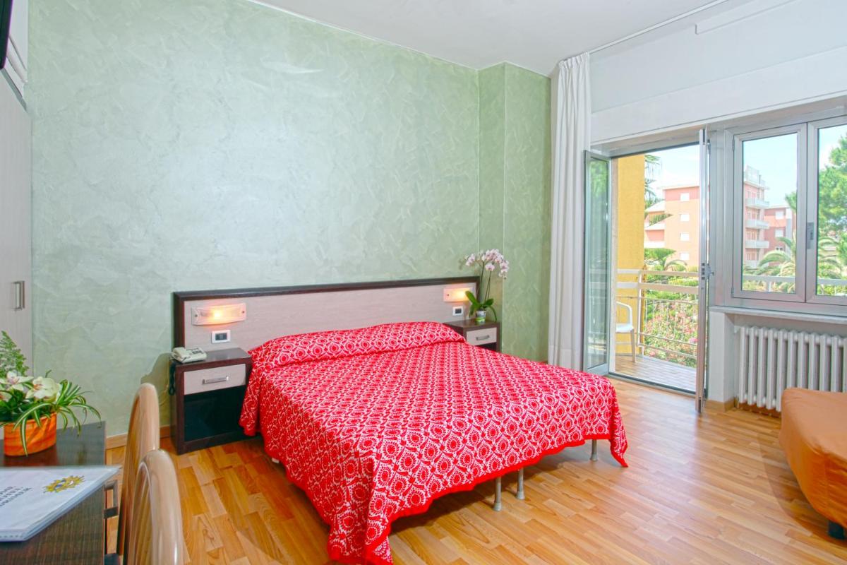Hotel Adrimer - Housity