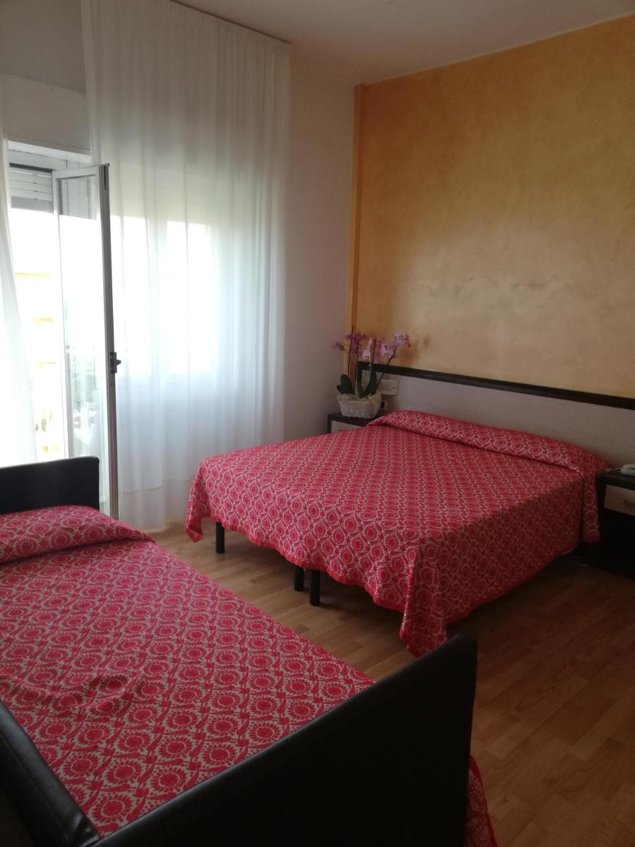 Hotel Adrimer - Housity