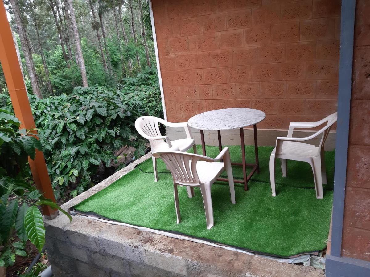 RAI COTTAGE @ Coorg ,Suntikoppa - Housity
