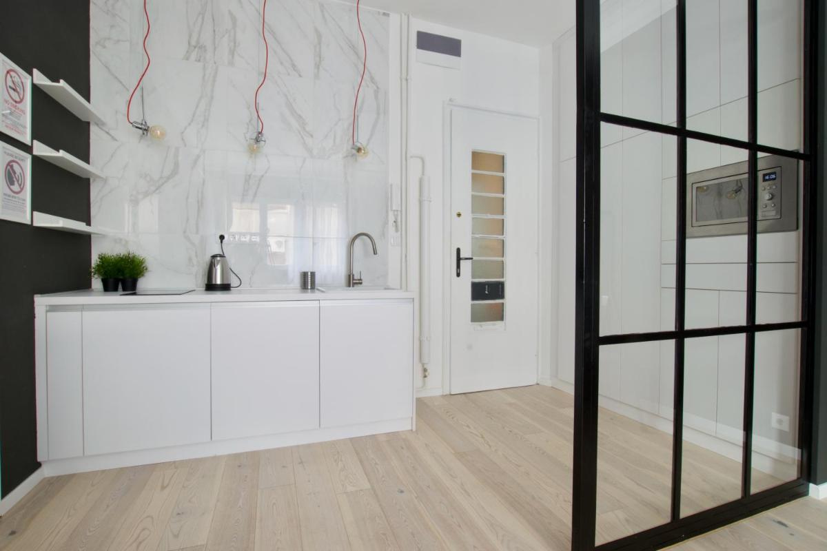 Luxury Apartment by Hi5 - Aranykéz 7 - Housity