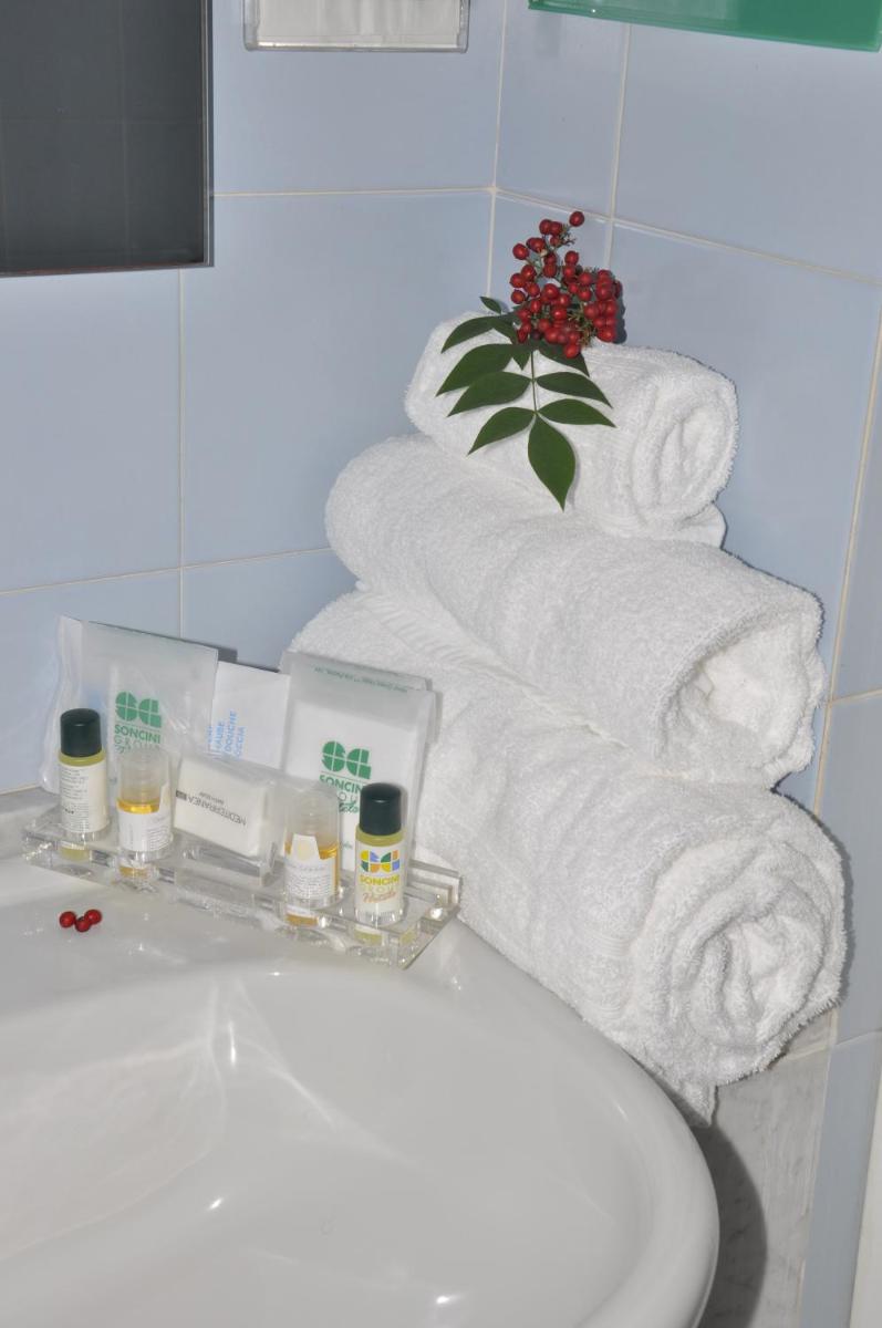 Green Hotel - Housity