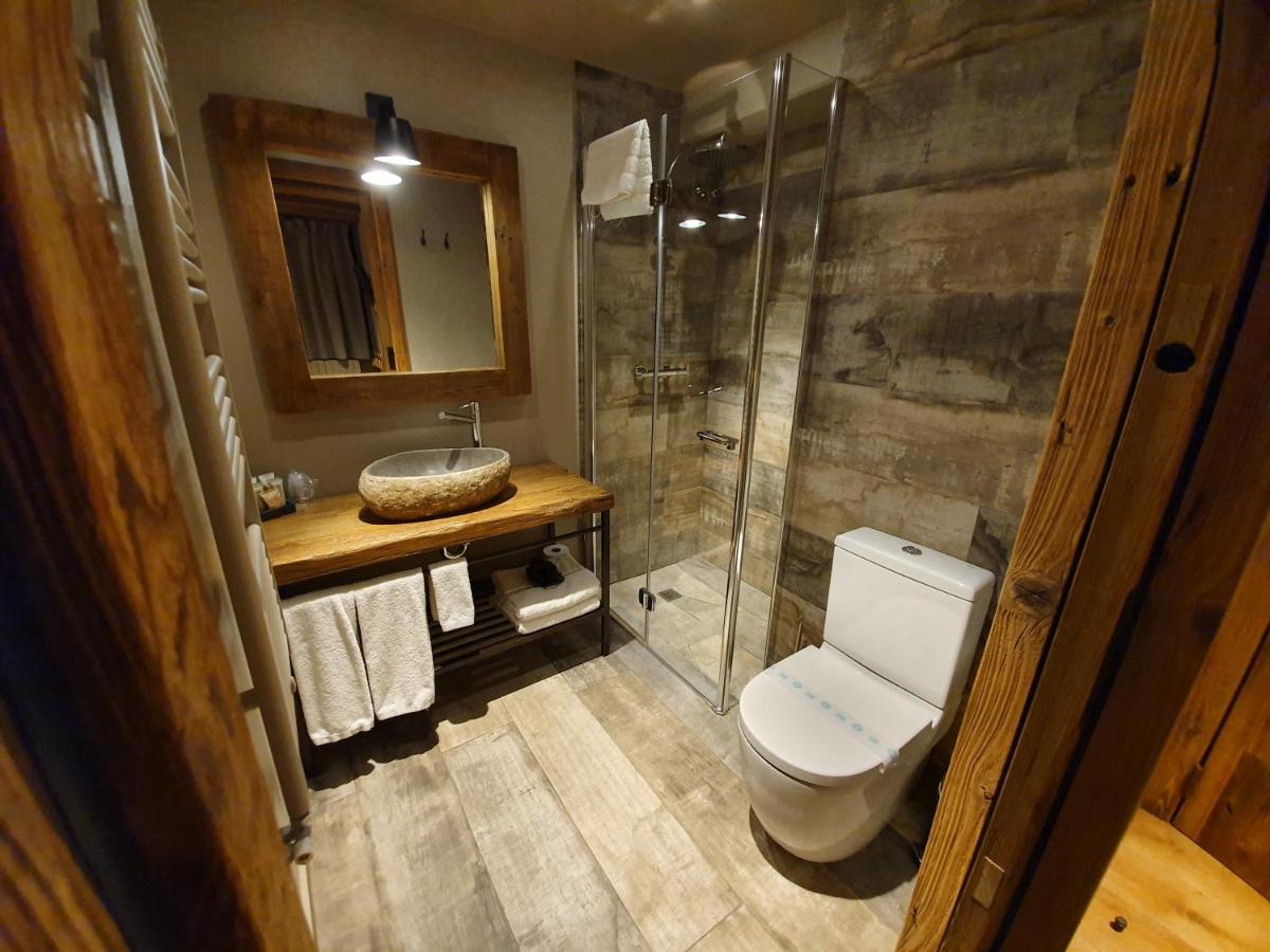 Un baño de Hotel Boutique Puig Francó - Adults Only