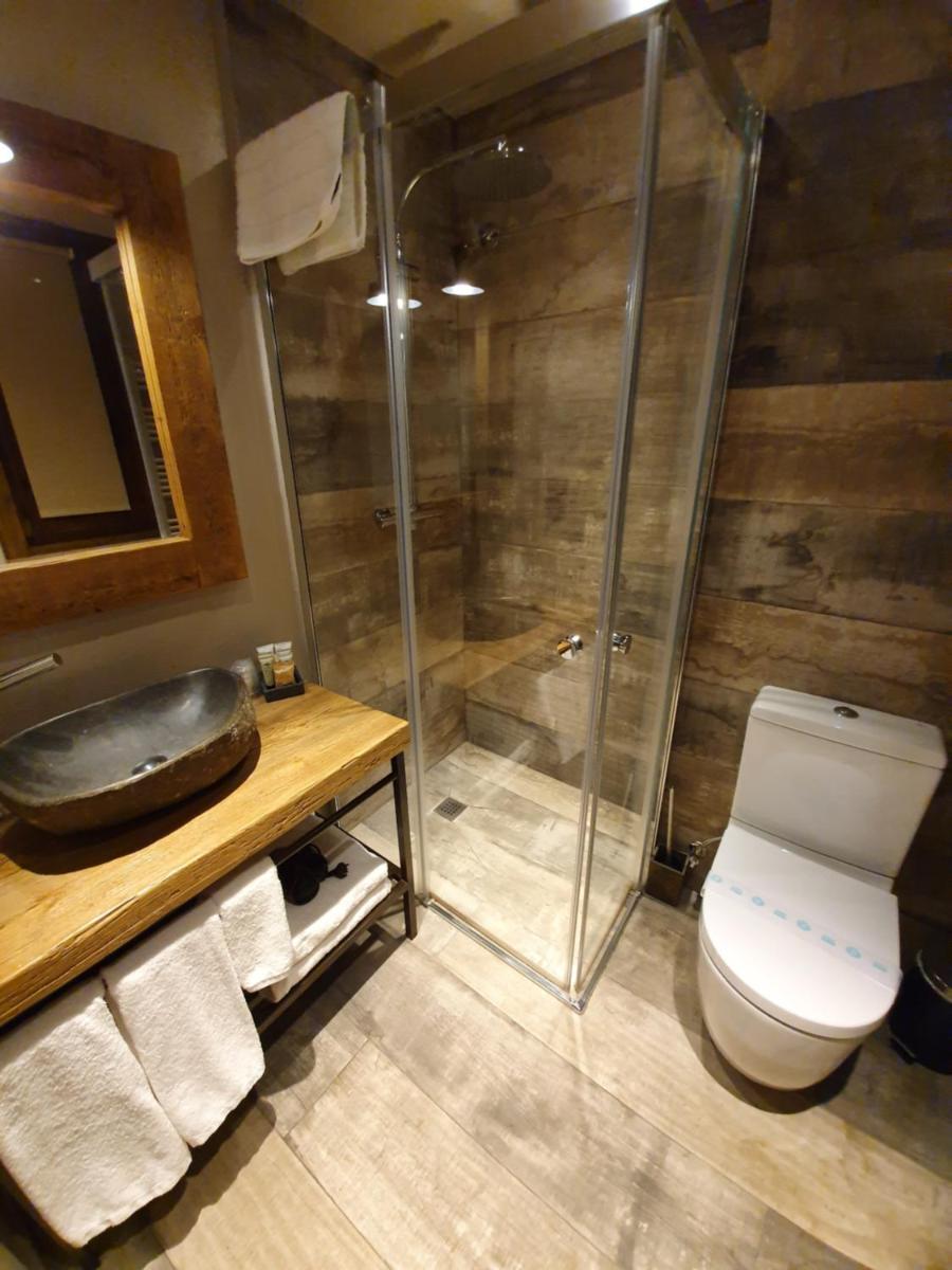 Un baño de Hotel Boutique Puig Francó - Adults Only