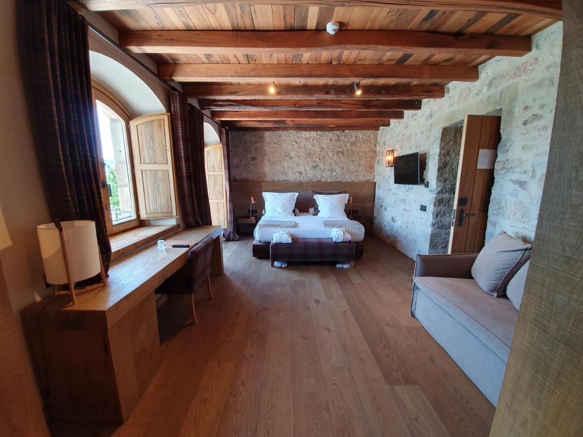 Cama o camas de una habitación en Hotel Boutique Puig Francó - Adults Only