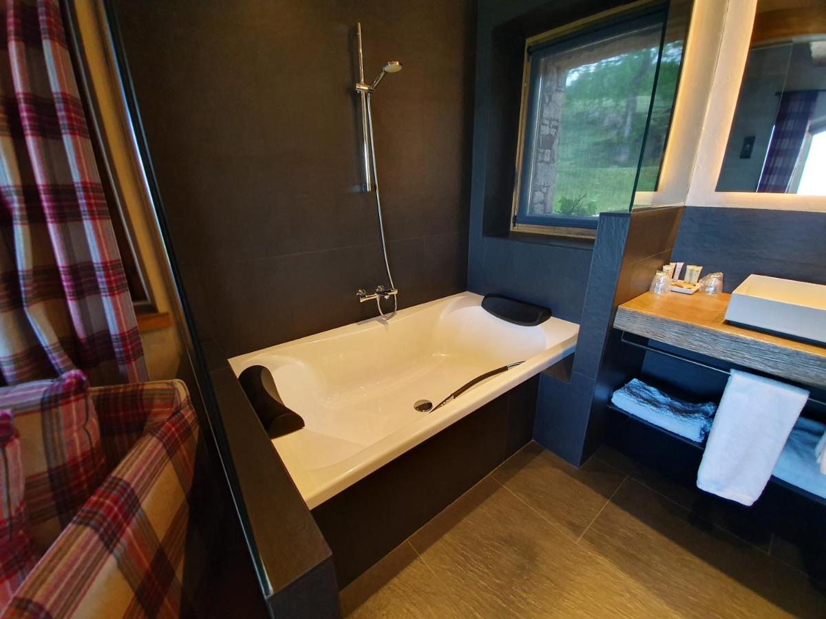 Un baño de Hotel Boutique Puig Francó - Adults Only