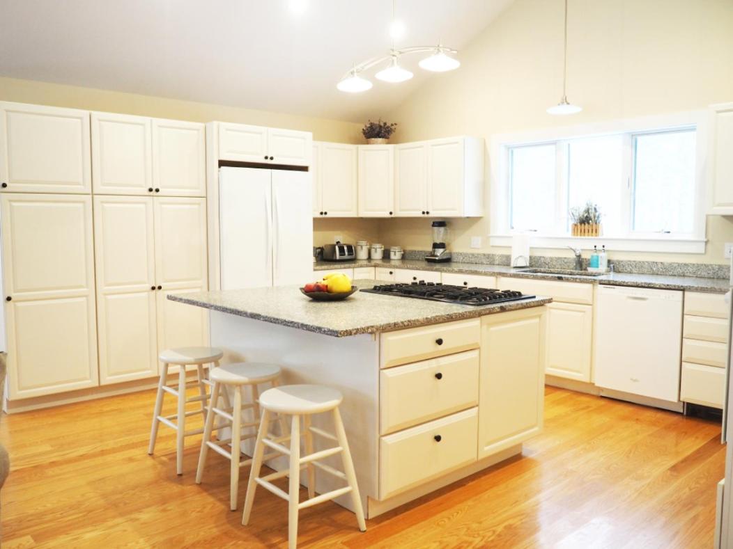 Modern House Family Retreat - Housity