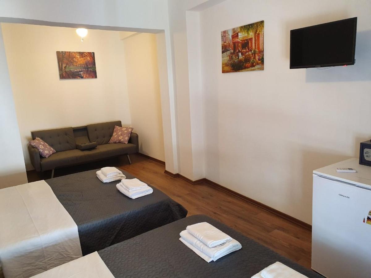 Athens center rooms - Hizvo