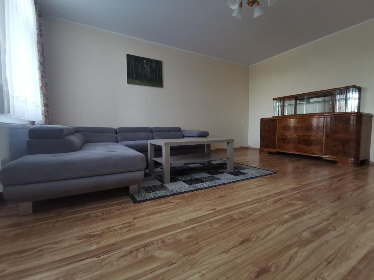 Apartament nr 3 w Starym Nadleśnictwie - Housity