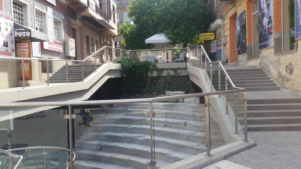 Suitetrails - Roman Stadium Apartments