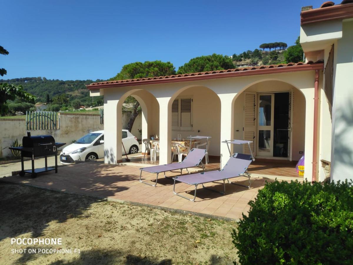 Seaview House - Housity
