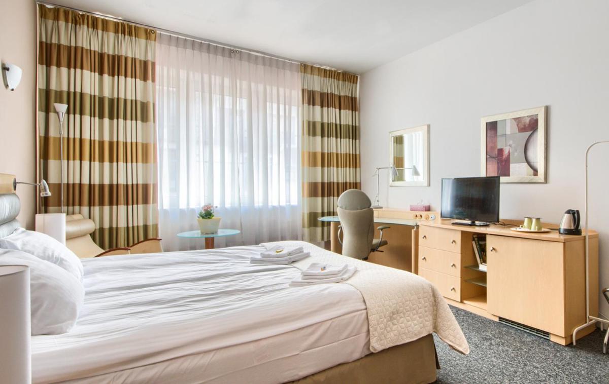 404 Rooms Wilanowska - Housity