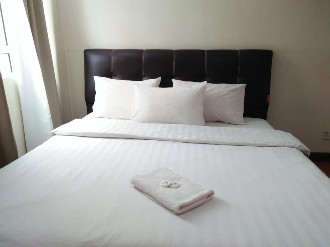 Hotel Seri Pauh - Housity